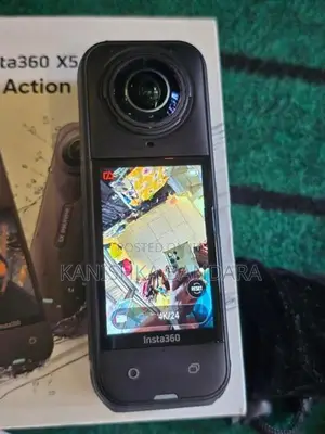 Insta360 X5