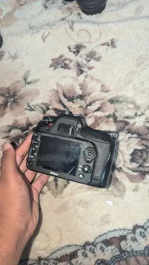 Nikon D7200