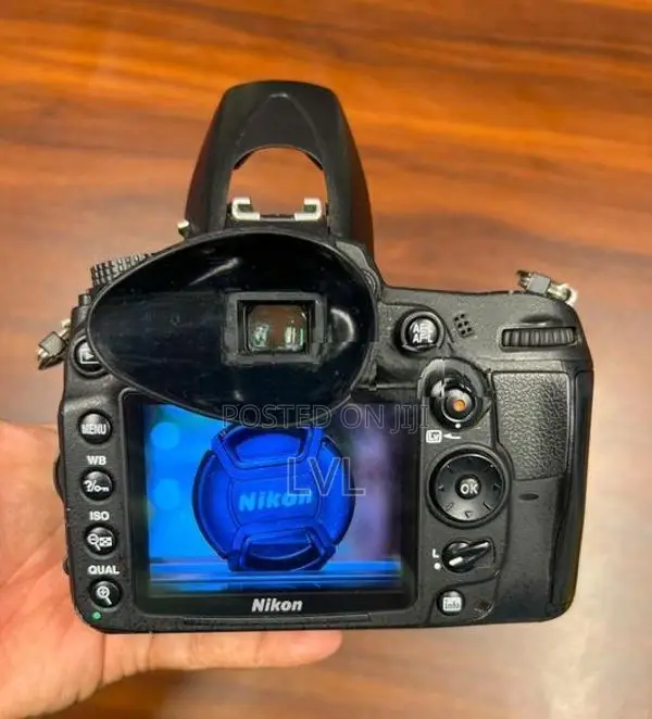 Nikon D7000