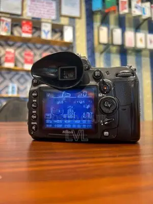 Nikon D7000