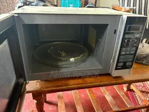 Microwave Oven