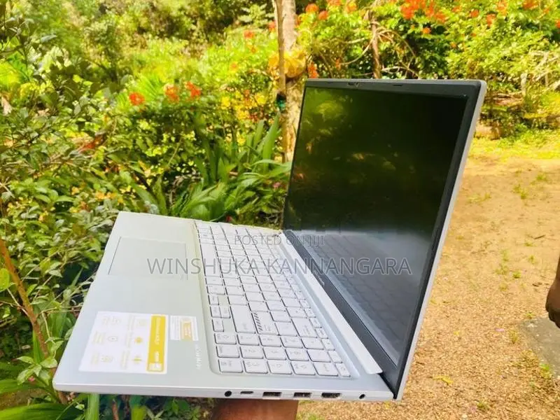 Asus Vivobook 15 8GB