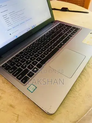 Asus x540u i3 8Gen laptop