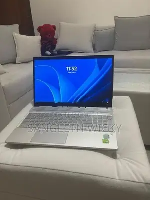 HP Pavilion Laptop i7 8th Gen 16GB