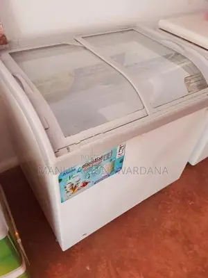 Abans Curved Glass Top Freezer 258 L
