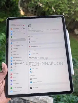 Apple iPad Pro M2 13 Inch with Pencil