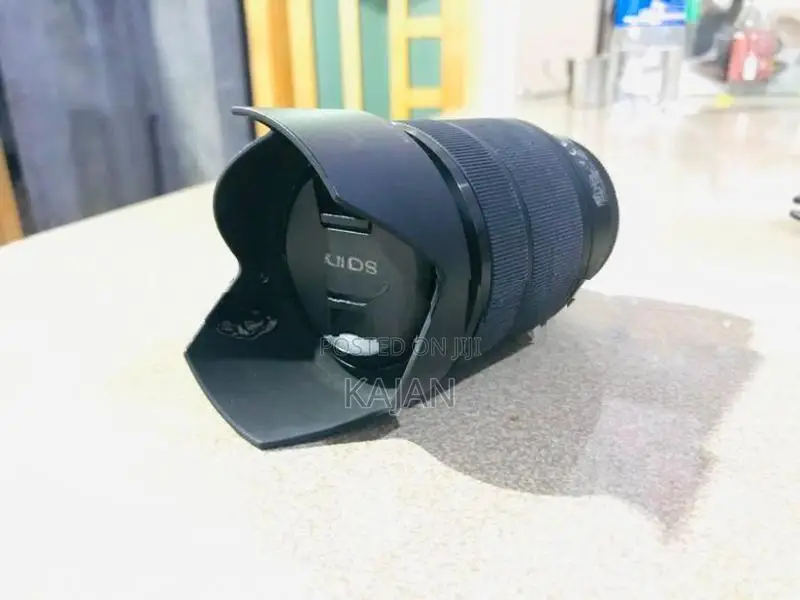 Sony FE 28-70mm f/3.5-5.6 OSS Full Frame Lens