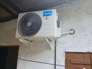 9000BTU Media Non Inverter Brand New Ac