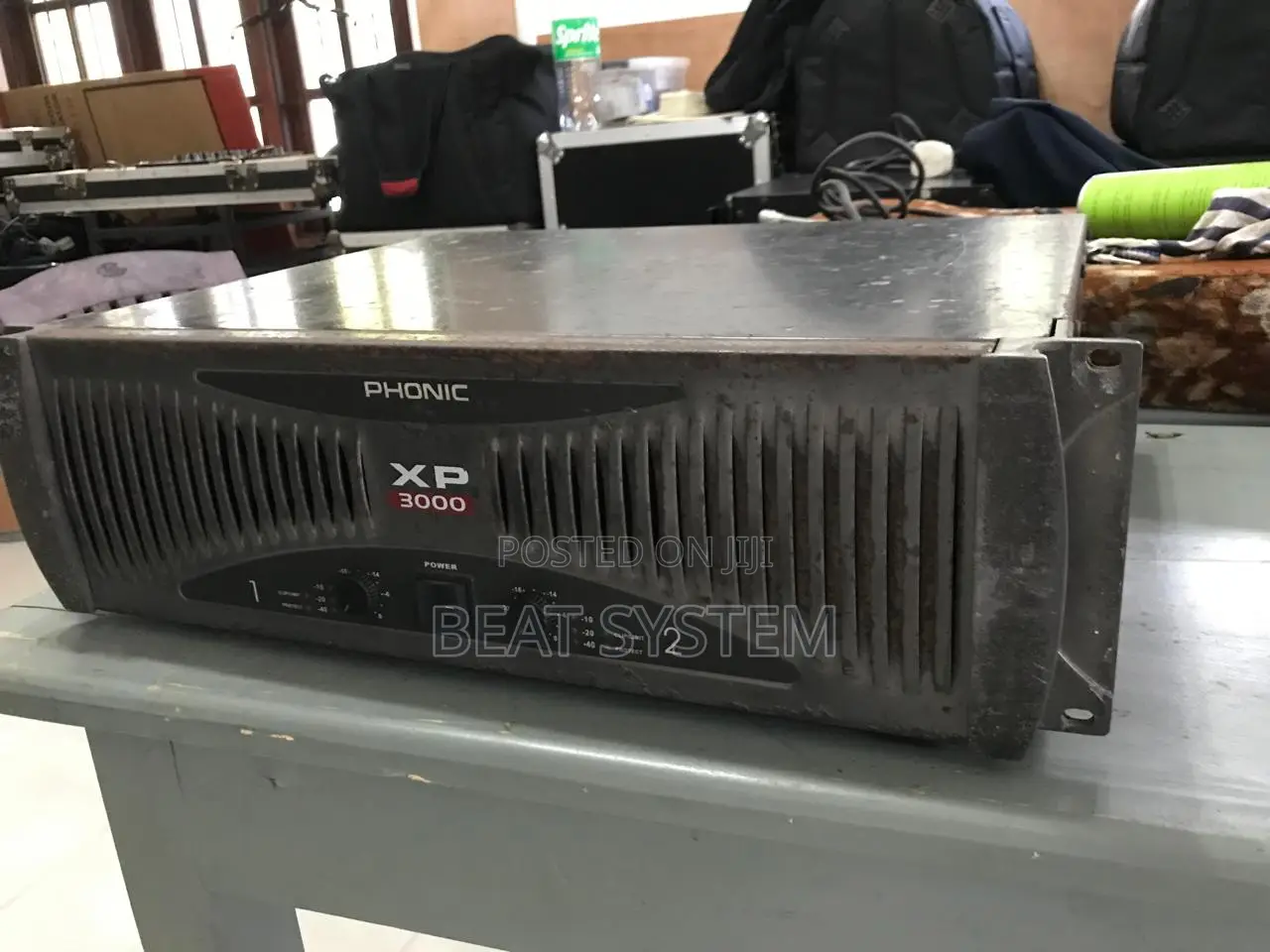 Phonic 3000 Amplifire