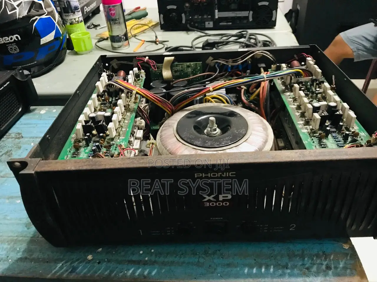 Phonic 3000 Amplifire