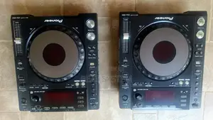 Pioneer CDJ 850