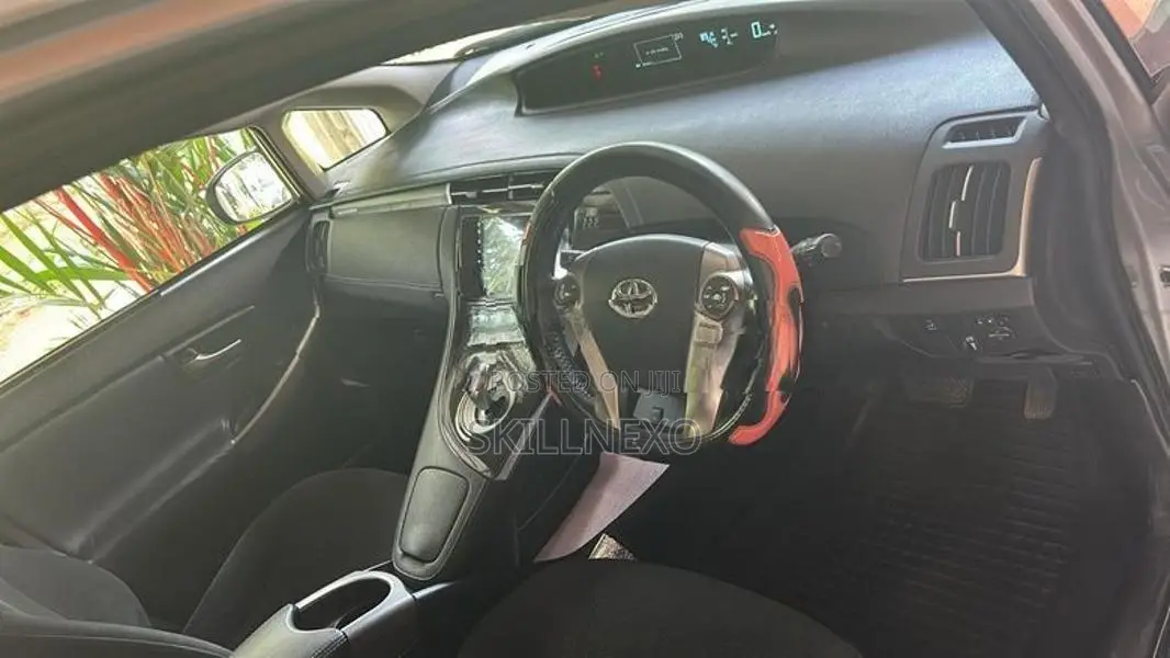 Toyota Prius 2014