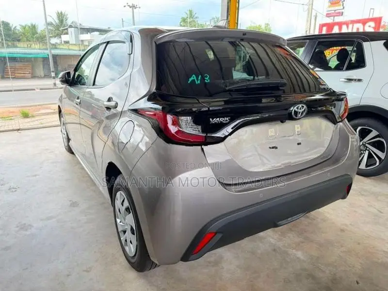 Toyota Yaris X Grade 2024