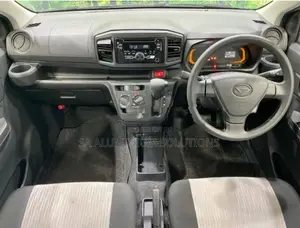 Daihatsu Mira L 2024