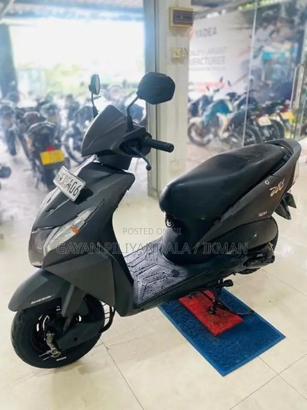 Honda Dio 2017