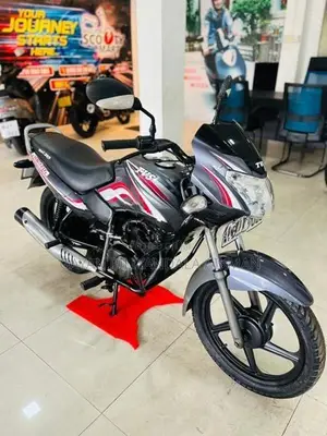 TVS Metro 2017