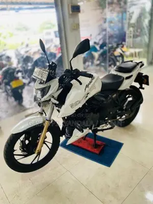 TVS Apache RTR 200 2016