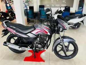 TVS Metro 2017