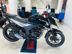 Honda Hornet 2016