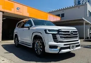 Toyota Land Cruiser Sahara LC300 ZX 2026