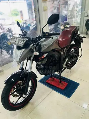 Suzuki Gixxer 2017