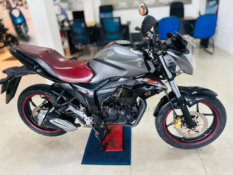 Suzuki Gixxer 2017