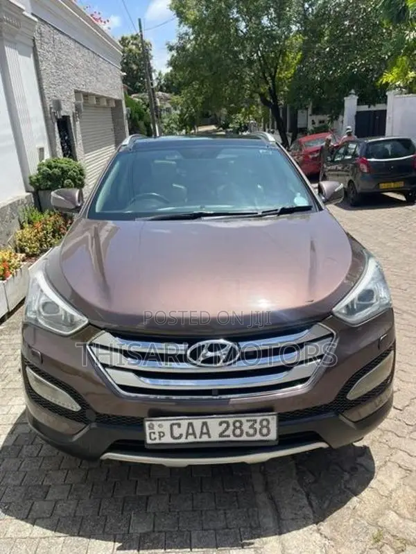 Hyundai Santa Fe CAA NUM HIGHST SPEC 2013