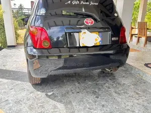 Toyota IST car 2003