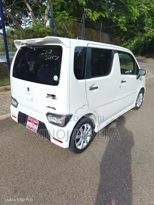 Suzuki Wagon R FZ Custom 2025