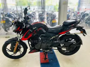 TVS Apache RTR 200 2019