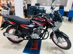 Bajaj Discover 125 2016