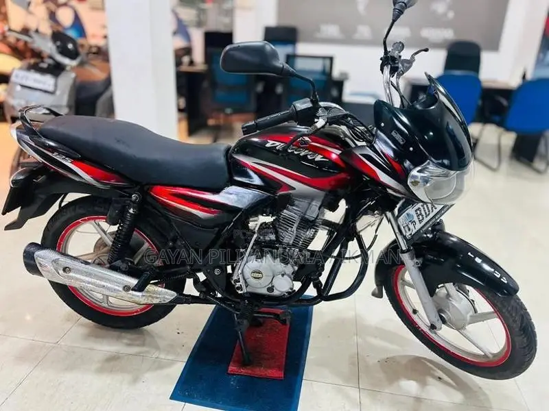 Bajaj Discover 125 2016