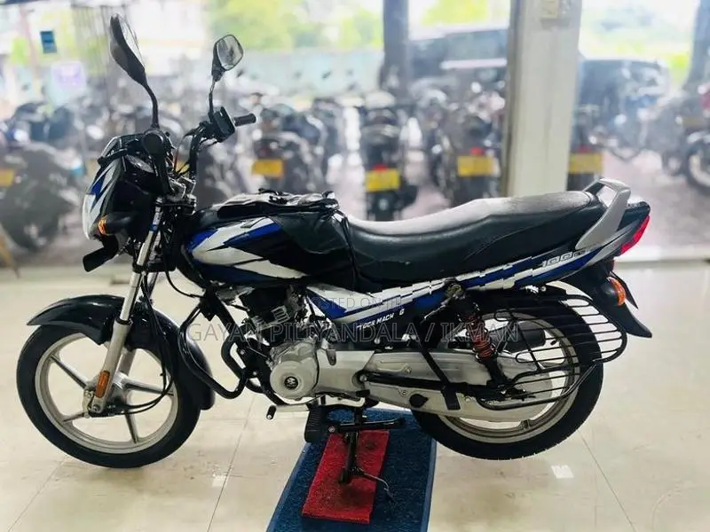Bajaj CT100 2026