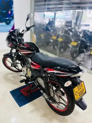 Bajaj Discover 125 2016