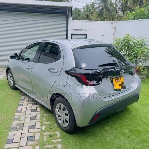 Toyota Yaris X 2023