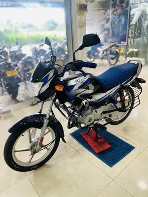 Bajaj CT100 2025