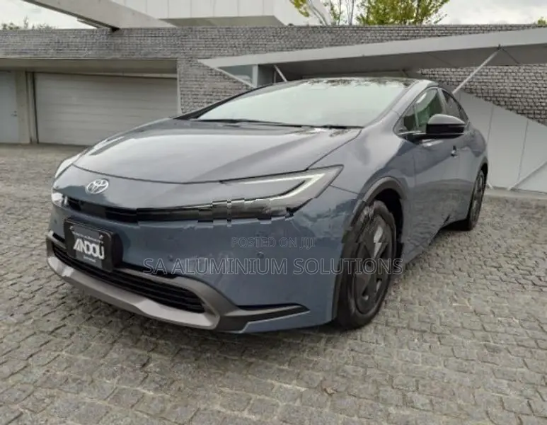 Toyota Prius U 2025