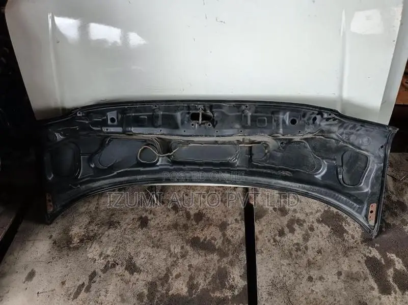 Daihatsu Atrai Bonnet