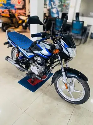 Bajaj CT100 2025