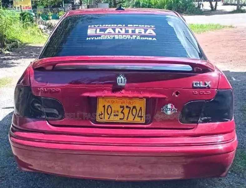Hyundai Elantra 1995
