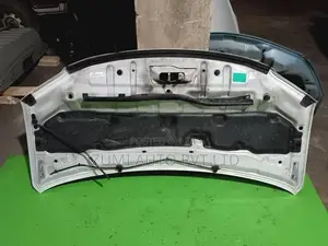 Nissan Serina C26 Bonnet