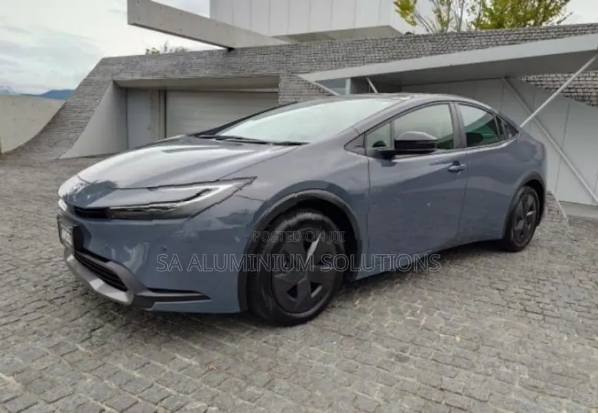 Toyota Prius U 2025