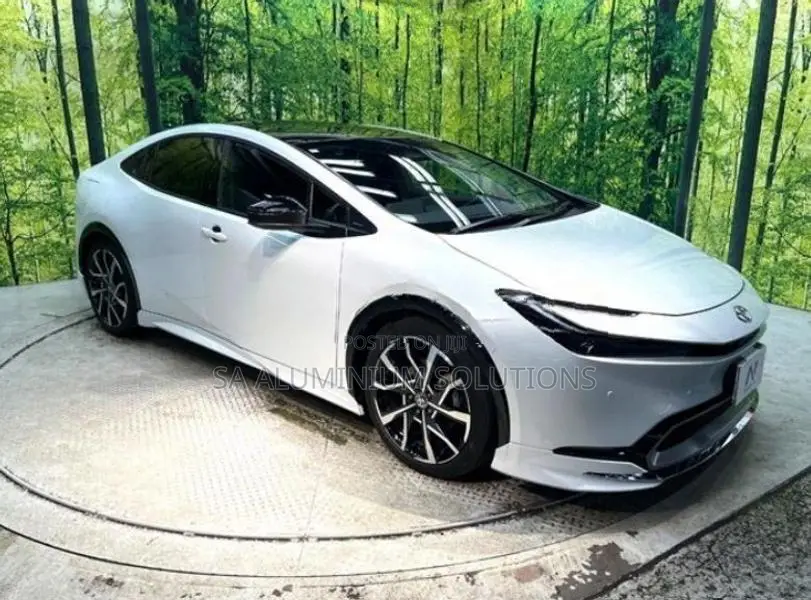 Toyota Prius Z PHV 2024