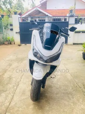 Honda PCX moter bike 2025