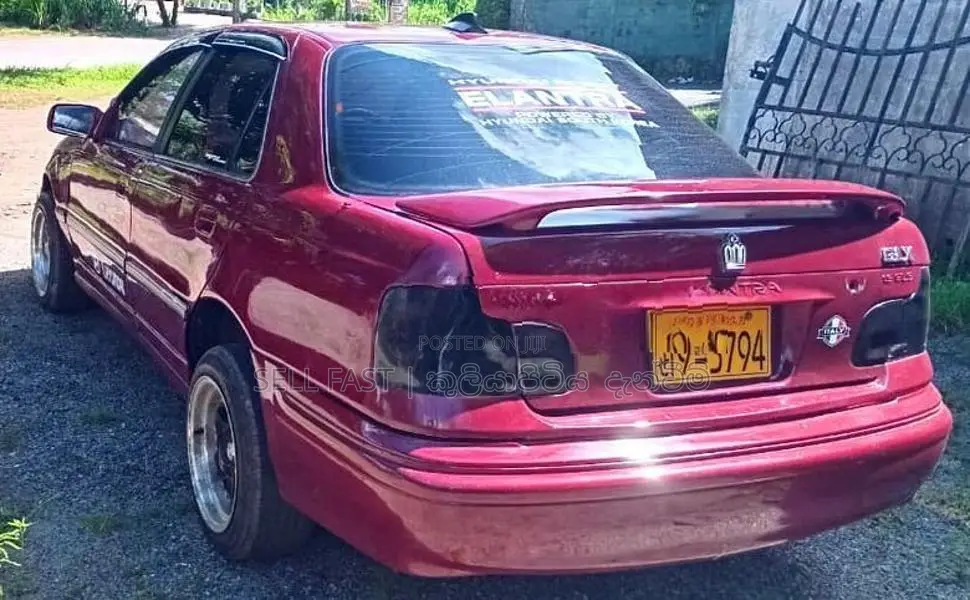 Hyundai Elantra 1995