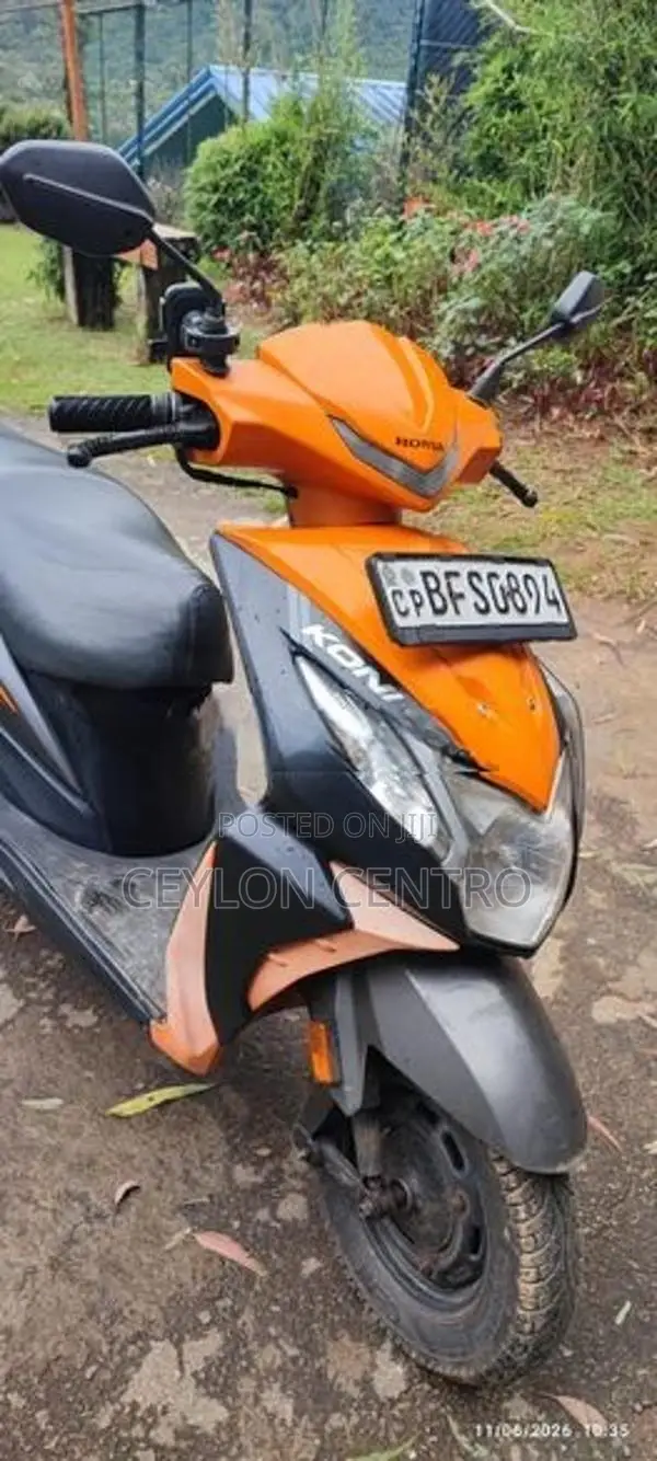 Honda Dio Scooter 2017