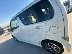 Suzuki Wagon R ZX Custom z 2025