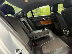 Jaguar XF 2.2L Diesel 2014