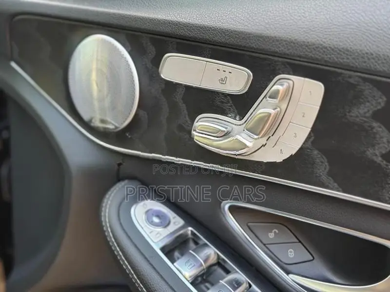 Mercedes Benz C200 AMG Premium Plus 2019