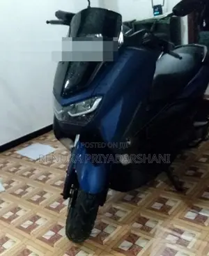 Yamaha XSR125 2025